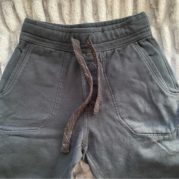 LULULEMON SWEATPANTS - Picture 2 of 8